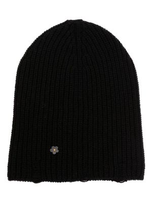 a paper kid flower-pin ribbed-knit beanie - Black