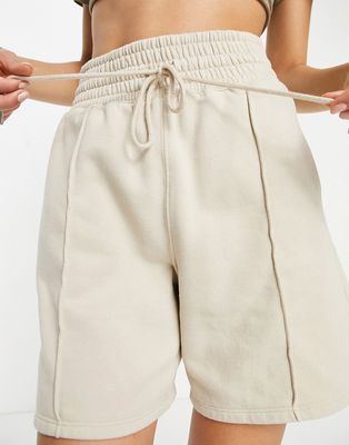 Abercrombie & Fitch tailored shorts in beige-Gray