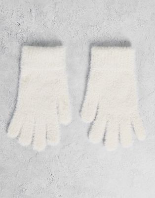 Accessorize super fluffy gloves in cream-White