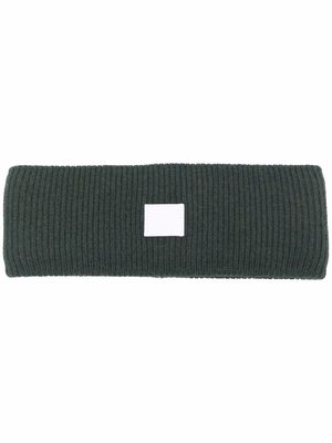 Acne Studios ribbed-knit logo-patch headband - Green