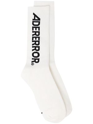 Ader Error intarsia-knit logo socks - White
