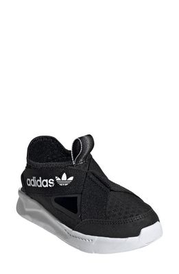 adidas 360 C Sandal in Core Black /White