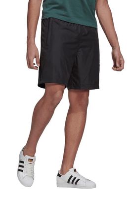 adidas Adicolor Essential Trace Shorts in Black
