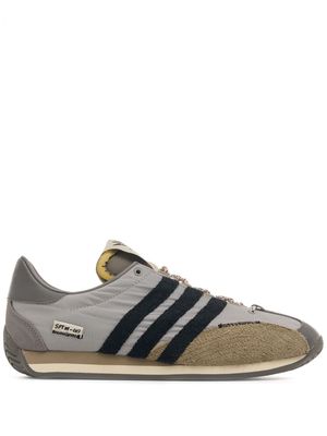 adidas adidas x SFTM Country OG - Grey