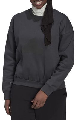 adidas Crewneck Logo Sweatshirt in Carbon