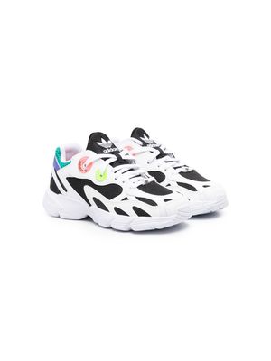 adidas Kids Astir colour-block sneakers - White