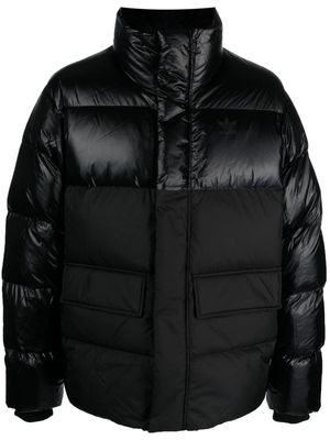 adidas logo-print padded down jacket - Black