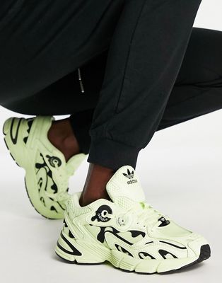 adidas Originals Astir sneakers in lime-Green