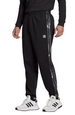 adidas Originals Camo 3-Stripes Fleece Sweatpants in Black