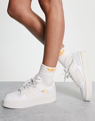 adidas Originals Forum Bonega mid sneakers in off-white