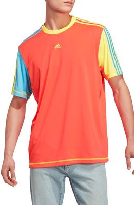 ADIDAS SPORTSWEAR AEROREADY Colorblock T-Shirt in Solar Red
