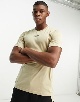 adidas Terrex T-shirt in beige-Brown