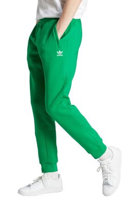 adidas Trefoil Slim Fit Cotton Blend Sweatpants in Green