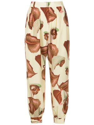 Adriana Degreas leaf-print silk slim trousers - Green