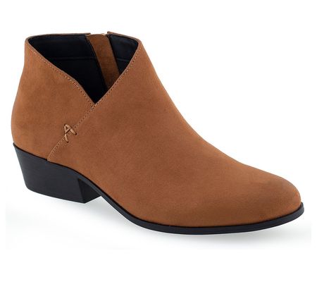Aerosoles Cut Out Detail Ankle Boot - Cayu