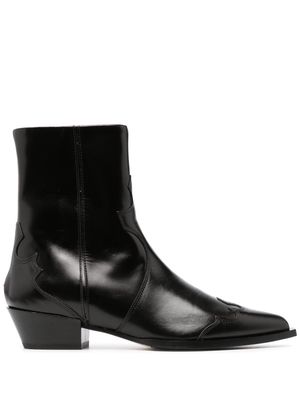 Aeyde Western-style leather ankle boots - Black