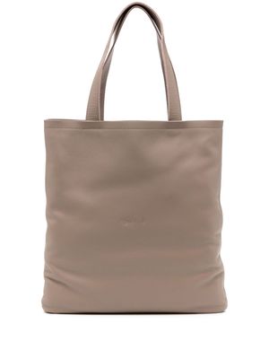 agnès b. logo-embroidered leather tote bag - Brown