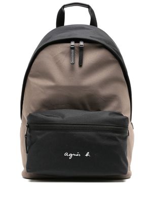 agnès b. logo-print colour-block backpack - Brown