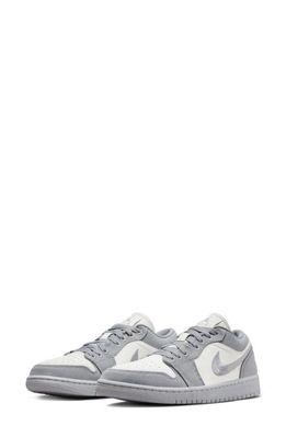 Air Jordan 1 Low SE Basketball Sneaker in Light Steel Grey/Sail/White
