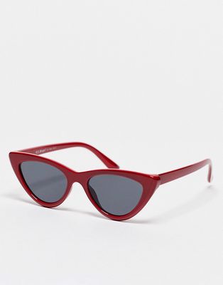 AJ Morgan cat eye sunglasses in red