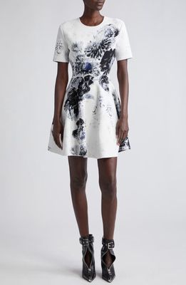 Alexander McQueen Chiaroscuro Floral Fit & Flare Minidress in White/Black/Blue
