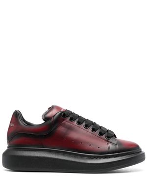 Alexander McQueen Chunky low-top sneakers - Red