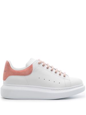 Alexander McQueen contrasting-suede chunky sneakers - White