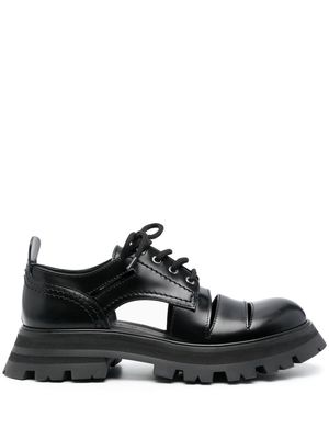 Alexander McQueen cut-out leather Oxford shoes - Black