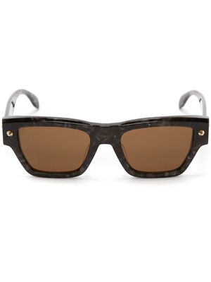Alexander McQueen debossed-logo square-frame sunglasses - Brown