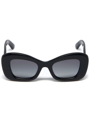 Alexander McQueen Eyewear Bold cat eye-frame sunglasses - Black
