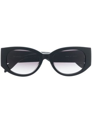Alexander McQueen Eyewear graffiti-logo detail sunglasses - Black