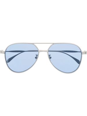 Alexander McQueen Eyewear logo-engraved tinted-lenses sunglasses - Silver