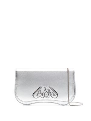 Alexander McQueen logo-plaque metallic clutch bag - Silver