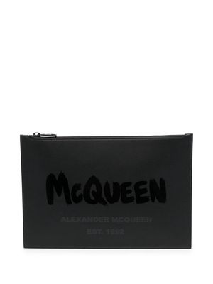 Alexander McQueen logo-print flat-zip pouch - Black