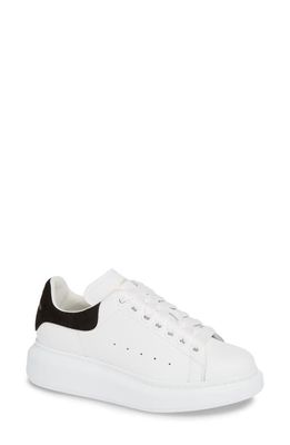 Alexander McQueen Oversized Sneaker in White/Black