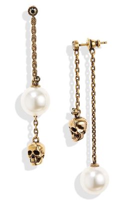 Alexander McQueen Pearly Skull Mismatched Front/Back Earrings in Gold Pearl