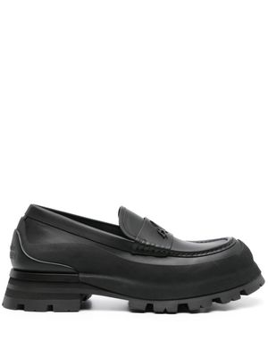 Alexander McQueen Seal-logo leather loafers - 1000 BLACK/BLACK