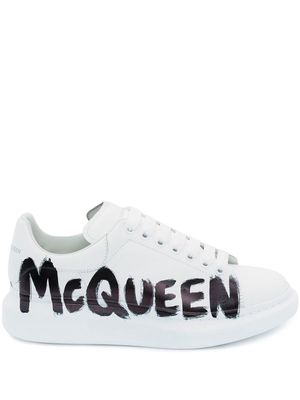Alexander McQueen side logo-print detail sneakers - White