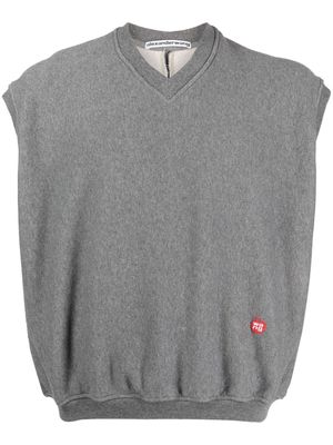 Alexander Wang logo-appliqué sleeveless vest - Grey