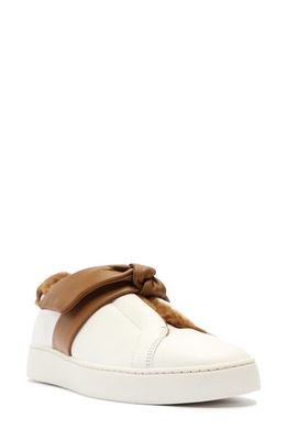 Alexandre Birman Clarita Bow Slip-On Sneaker in White/Cognac