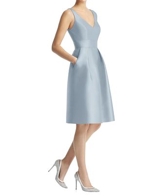 Alfred Sung Women's V-Neck Pleated Skirt Cocktail Dress with Pockets in Mist