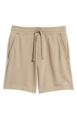 Alo Chill Shorts in Gravel