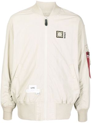 Alpha Industries logo-patch detail bomber jacket - Brown
