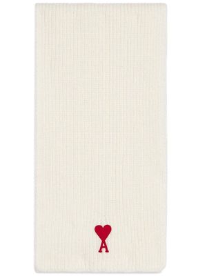 AMI Paris embroidered-logo knitted scarf - White