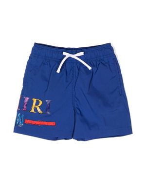 AMIRI KIDS logo-print drawstring swim shorts - Blue