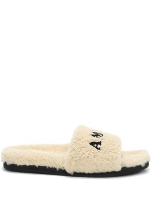 AMIRI logo-print fleece slippers - Neutrals