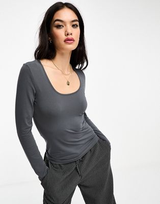 & Other Stories long sleeve scoop neck top in gray