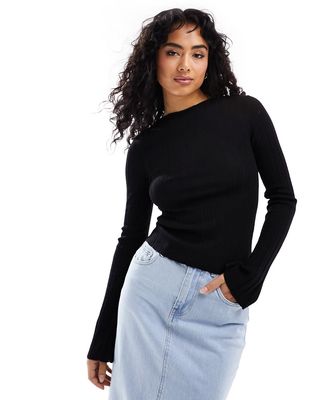 & Other Stories merino wool knit variegated rib top with boat neck in black