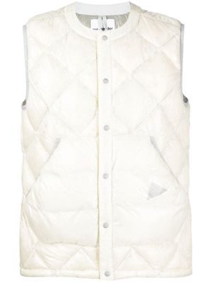 and Wander diamond-quilted padded gilet - White