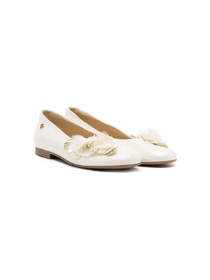 ANDANINES floral-applique leather ballerina shoes - White